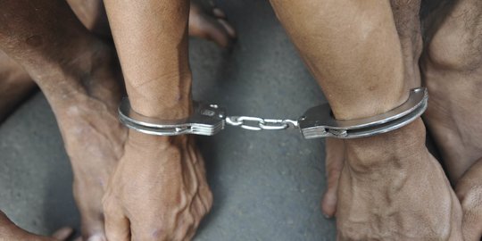 Polisi Tangkap Pemuda Kedapatan Bawa Pedang di Johar Baru