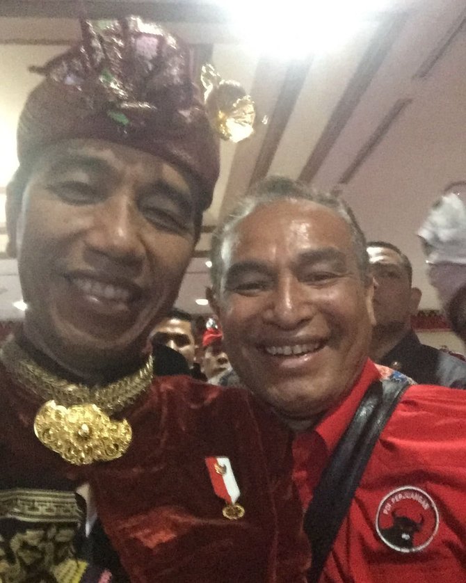 ayah femila sinukaban orang berpengaruh