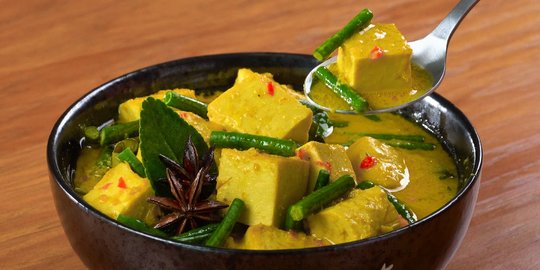 8 Cara Membuat Sayur Bumbu Kuning Yang Gurih Dan Mudah Dicoba Merdeka Com