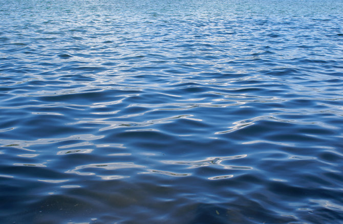 Jelaskan 3 manfaat laut terkait sumber daya alam