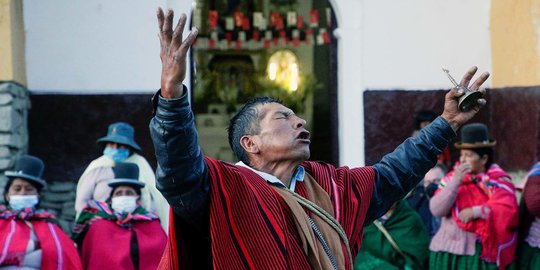Melihat Dukun Aymara di Bolivia Gelar Ritual Meminta Hujan