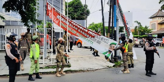 Polisi Peringatkan Bakal Copot Spanduk Berisi Pesan Intoleran