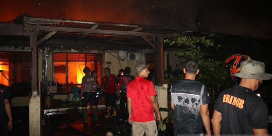 14 Rumah di Kompleks Asrama Brimob Polda Sumut Terbakar