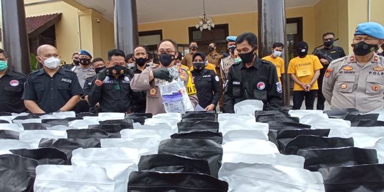 Peredaran Ratusan Kilogram Tembakau Gorila Digagalkan Polrestabes Bandung