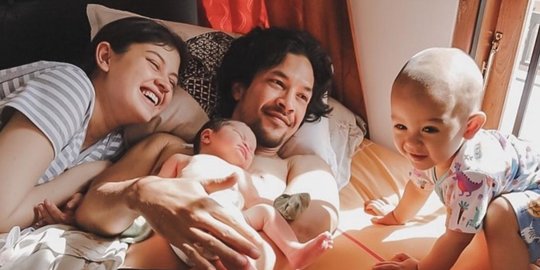 Cerita Kimberly Ryder Melahirkan Anak Kedua di Tanggal Cantik