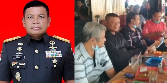 Momen Jenderal TNI Ngopi Bareng Teman Sekolah, Santai di Warung Sederhana