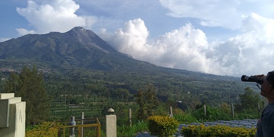 CEK FAKTA: Hoaks Zona Bahaya di Gunung Merapi Bertambah 10 KM