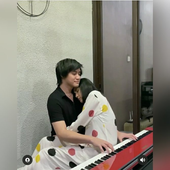 kevin aprilio dan istri