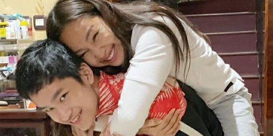 Pesan Menyentuh Azka ke Sang Mama Soal Hubungan dengan Vicky Prasetyo, Bikin Terenyuh