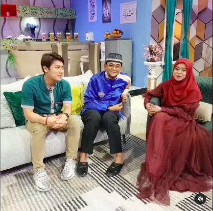 tampil berbeda ini 4 gaya lesty kejora saat jadi host tasbih indosiar