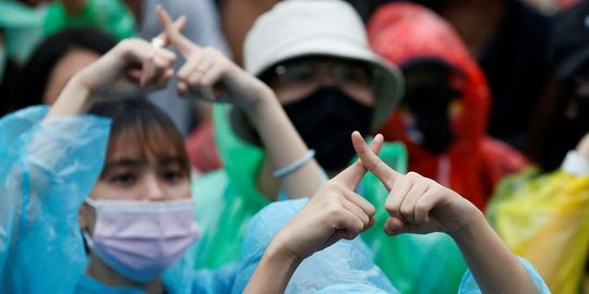 pembubaran partai oposisi rev2