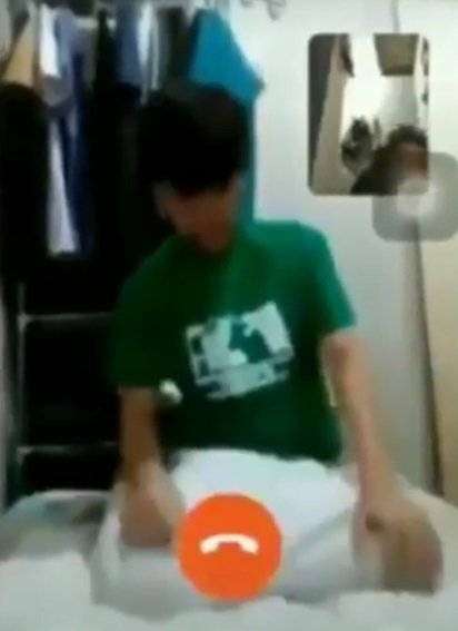 viral pasangan remaja salat bareng sampai salaman via online