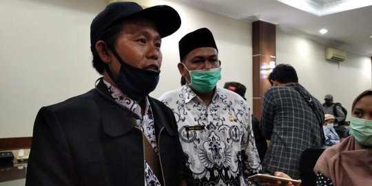 Kepsek Dijabat Plt, Legalitas Ijazah Ribuan Alumni SD dan SMP di Jember Bermasalah