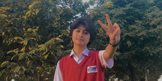Berusia 14 Tahun, Ini 4 Potret Masa Kecil Rassya Hidayah Pemeran Dari Jendela SMP