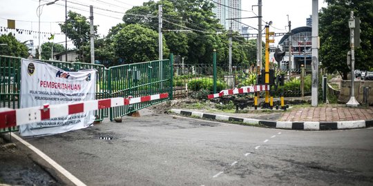 Penutupan Perlintasan Sebidang di Palmerah