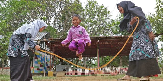 Potret Keseruan Anak-Anak di Sekolah Alam Sukawangi Bekasi