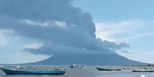 Erupsi Gunung Ile Lewotolok, Ratusan Warga enggan Mengungsi