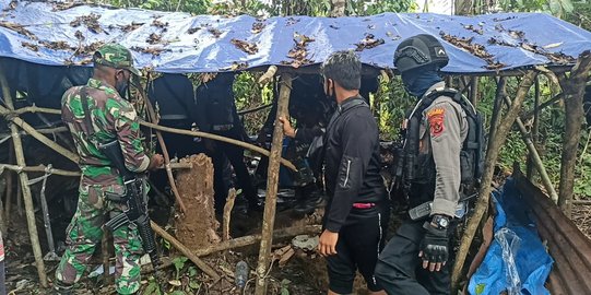 Polisi Dapati Lokasi Pembuatan Miras Lokal di Depan Kantor KPUD Yahukimo