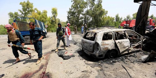 Dua Serangan Bom Bunuh Diri Tewaskan 34 Orang di Afghanistan