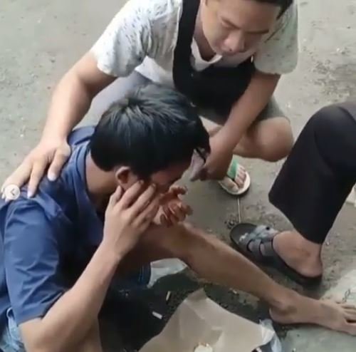 viral maling dipukuli warga lalu diberi makan