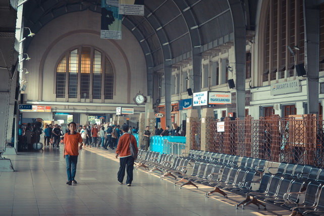 stasiun jakarta kota