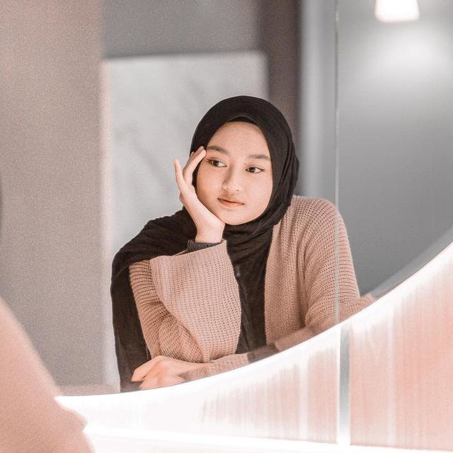 disebut mirip dinda hauw intip potret reyna fakhira
