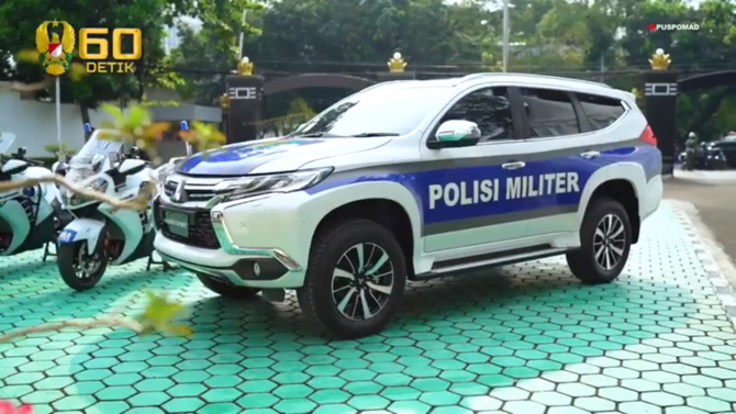 Anak Soekarno Beri Kendaraan ke Puspom TNI AD