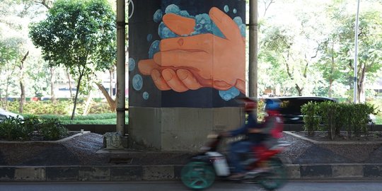 Mural Bertema Covid-19 Hiasi Kolong Tol Ir. Wiyoto Wiyono