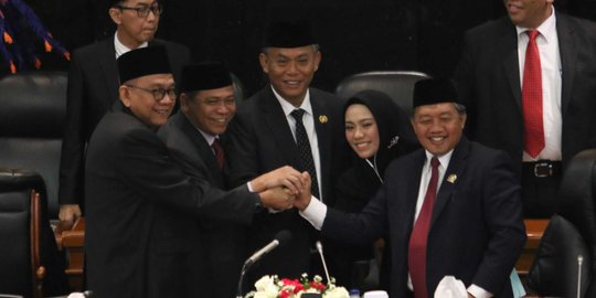 Rakyat Lagi Susah, DPRD DKI Malah Mau Dapat Rp8 Miliar Setahun