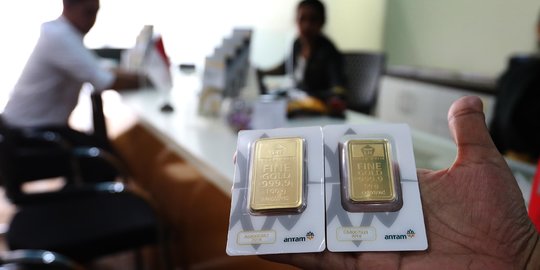 Harga Emas Naik Lagi Menjadi Rp957.000 per Gram