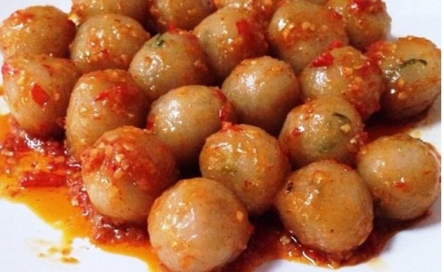 cilok bumbu kacang