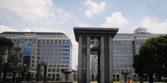turunkan suku bunga rev1