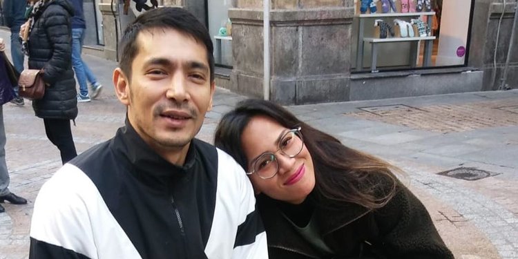 Terpengaruh Film Begini Cara Lucu Anak Abimana Ingatkan Sang Ayah Untuk Salat Merdeka Com