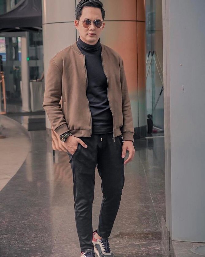 main di ftv 3xtraordinary intip potret tampan kiki farrel