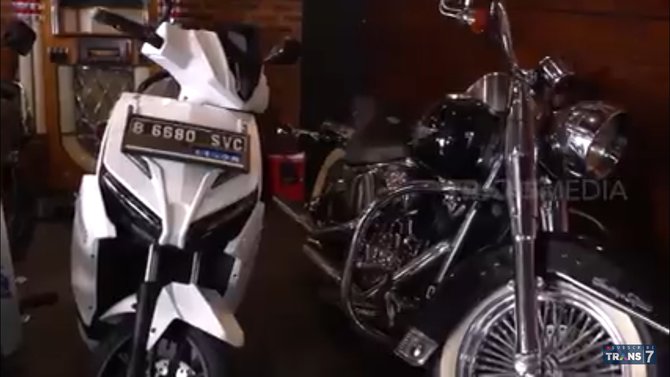 koleksi motor andre taulany