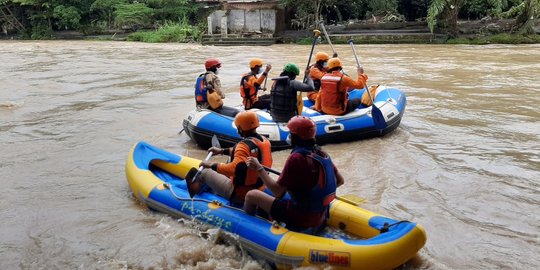 Balita yang Hilang saat Banjir di Deli Serdang Belum Ditemukan