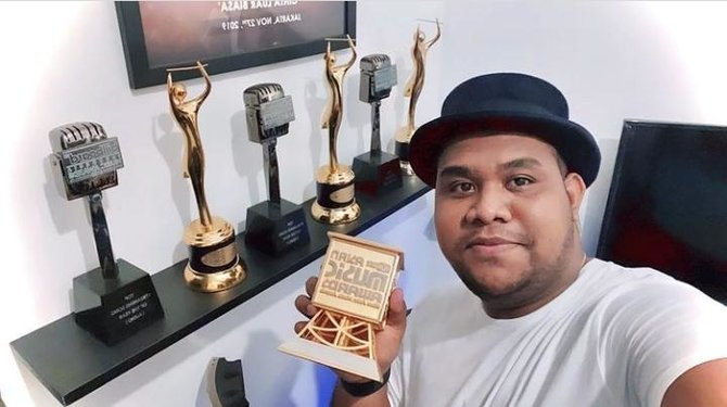 musisi indonesia yang menang penghargaan global