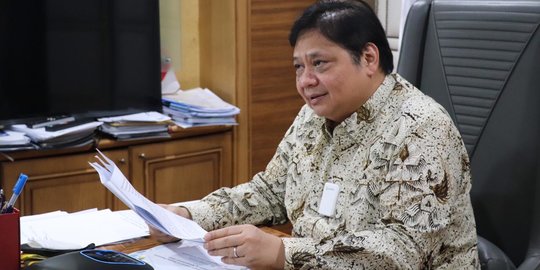 Menko Airlangga: Vaksinasi Bangun Rasa Aman dan Kepercayaan Diri Bangsa