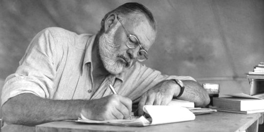 34 Kata-kata Mutiara Ernest Hemingway, Penuh Makna dan Keren