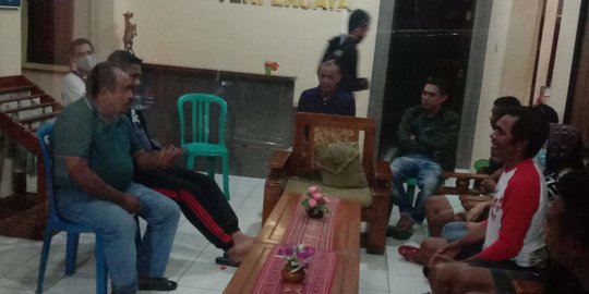 Hadiri Undangan Acara Adat Empat Suku, Bupati TTU Raymundus Dicegat dan Dimaki-maki