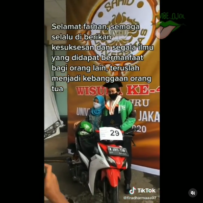 potret driver ojol lulus kuliah sarjana