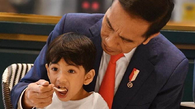 nama anak cucu jokowi unik dan punya arti mendalam