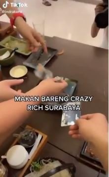 crazy rich surabaya berebut bayar tagihan rp21 juta