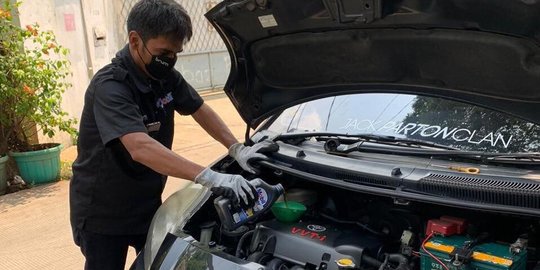 Servis Kendaraan? Asyiknya di Rumah Saja bersama Mobil Lubricants