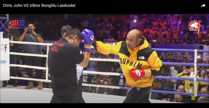 gubernur ntt viktor laiskodat bertinju dengan chris john