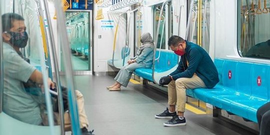 Pandemi Covid-19, Penumpang MRT Jakarta Mengalami Penurunan
