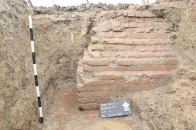 tim cagar budaya indramayu temukan struktur diduga bangunan candi