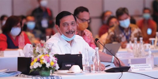 Luhut Minta Anies Ketatkan WFH hingga 75 Persen dan Batasi Orang Berkumpul