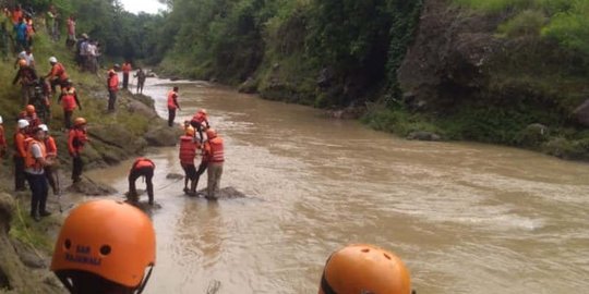 Jenazah Anggota TNI Korban Kecelakaan KA di Sragen Ditemukan