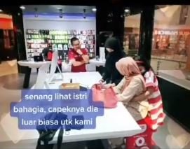 pria ini lakukan hal tak terduga saat istri ke toilet mall